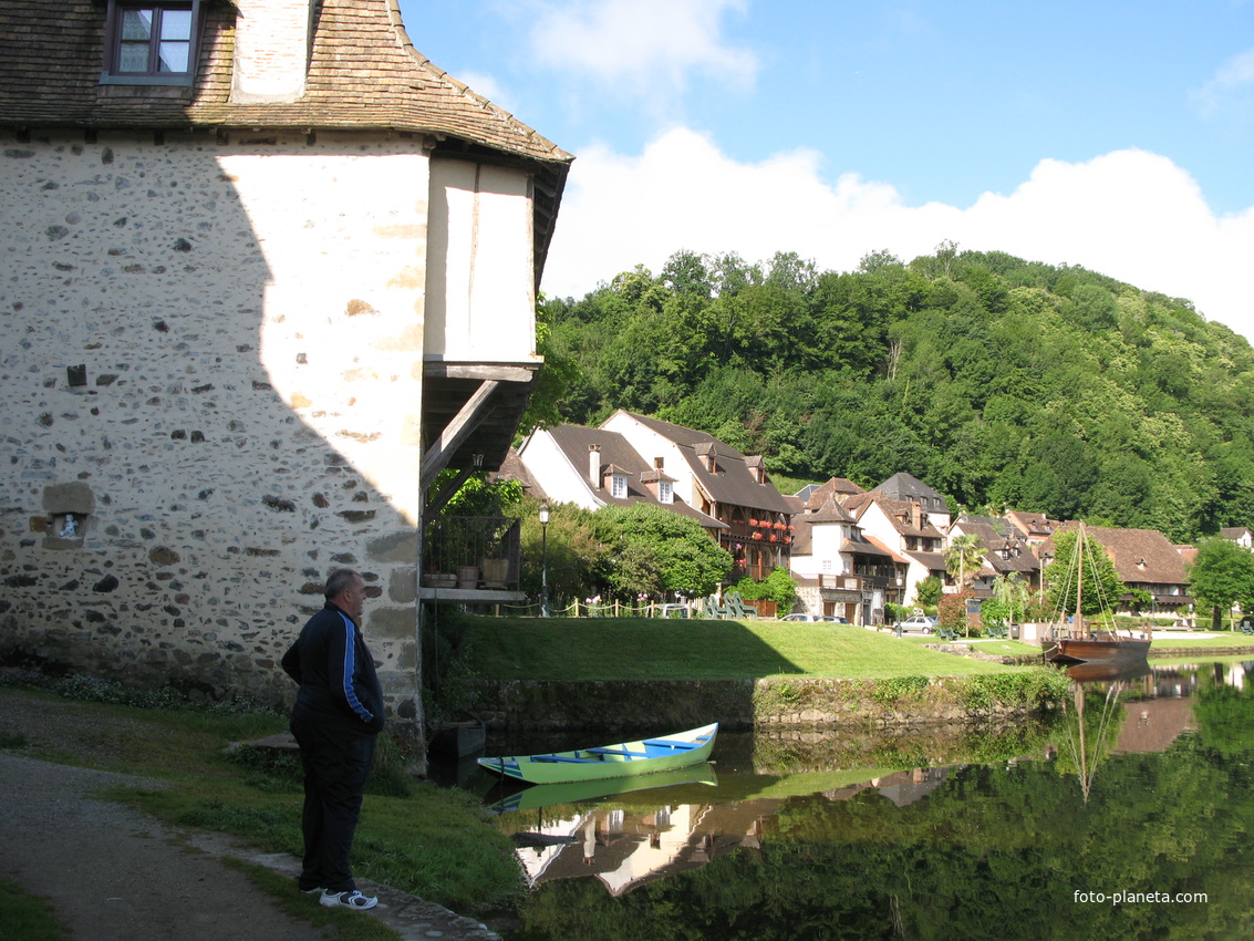 Beaulieu sur Dordogne (Болье-сюр-Дордонь) 30/06/2013