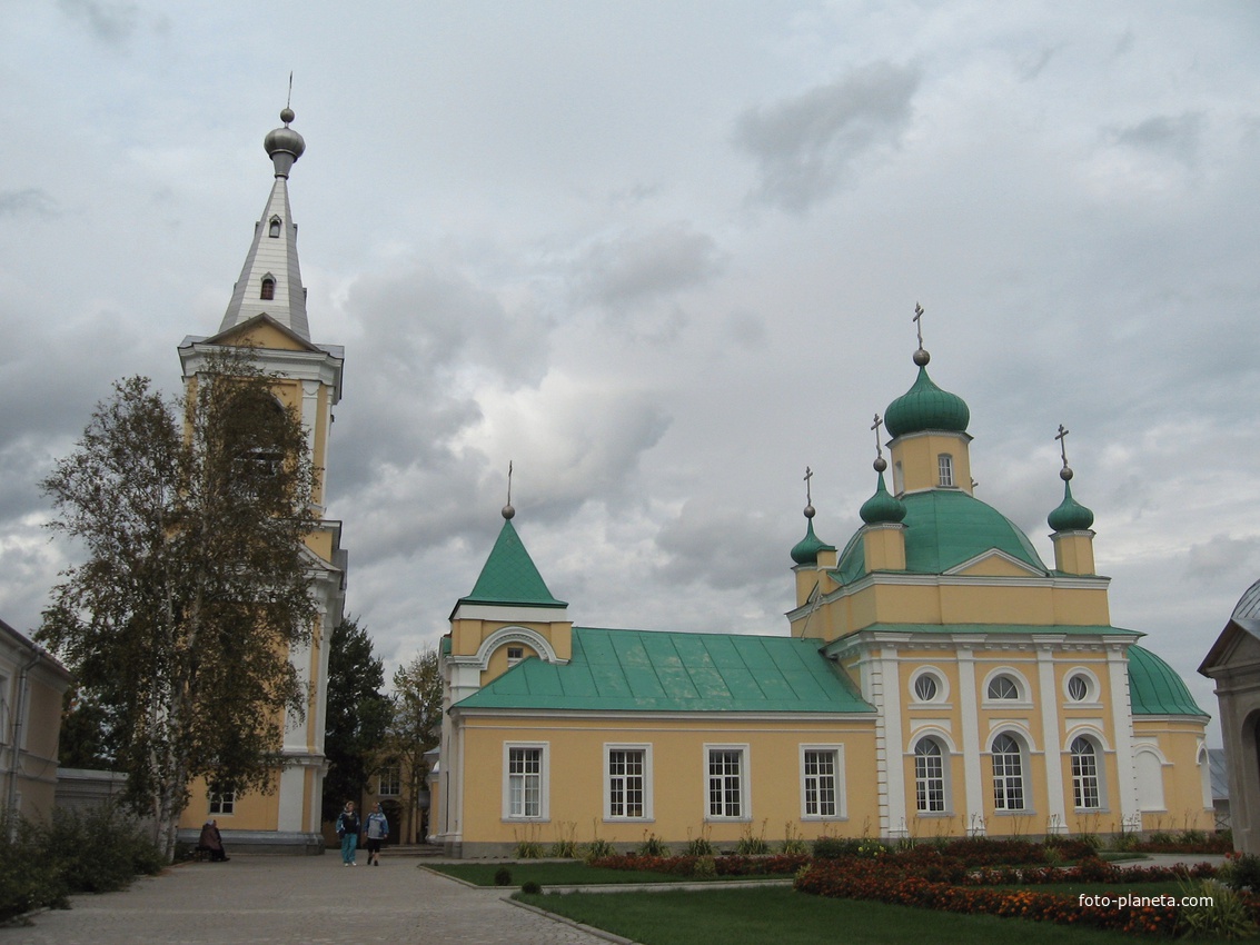 Введено-Оятский женский монастырь