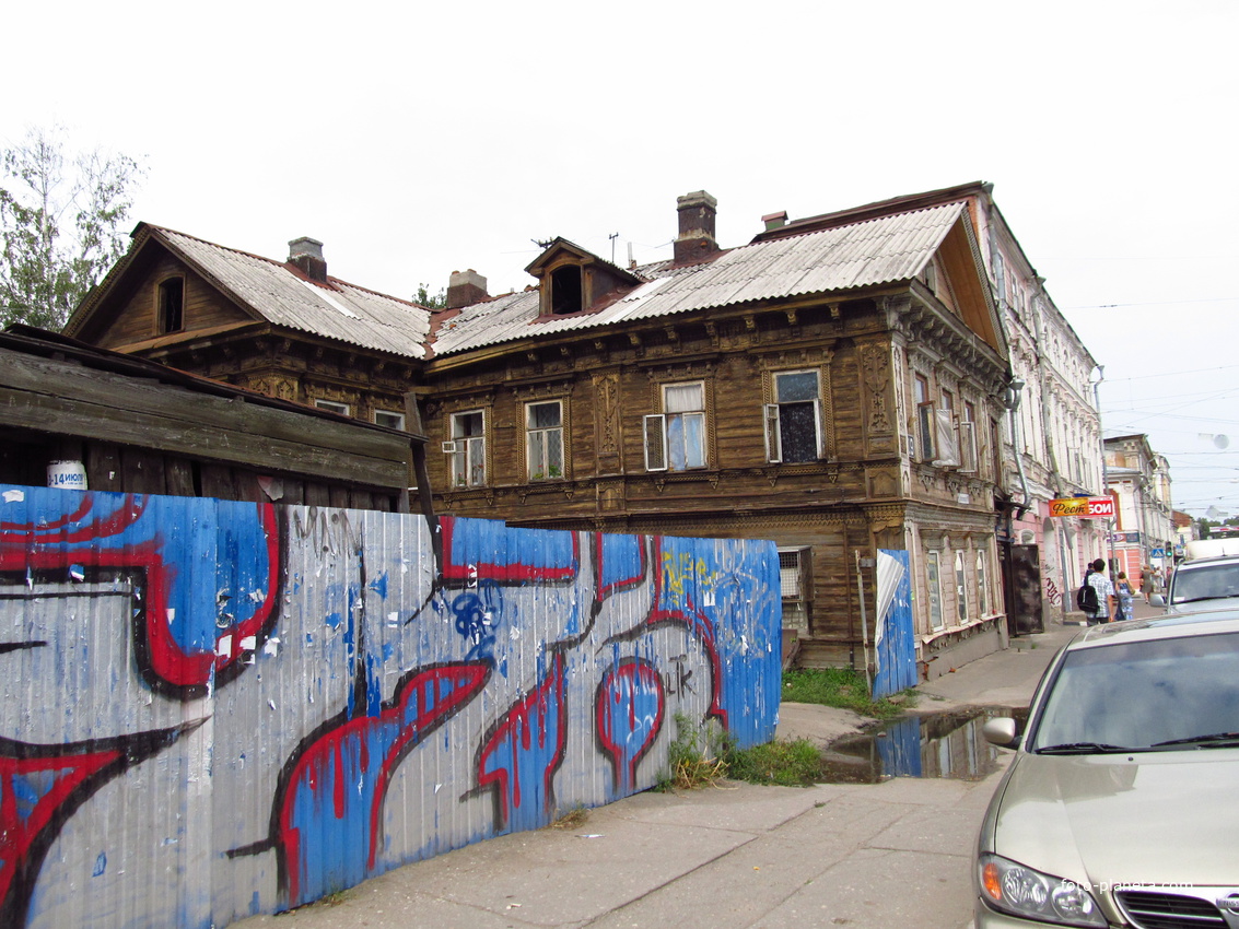 Старый дом на Алексеевской улице