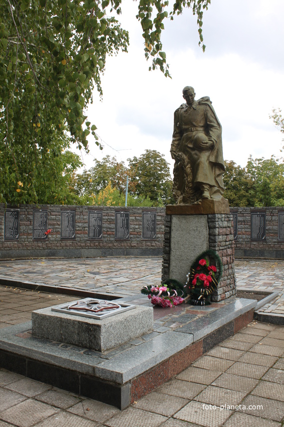 Осипенко. Мемориал погибшим в Великой Отечественной войне.