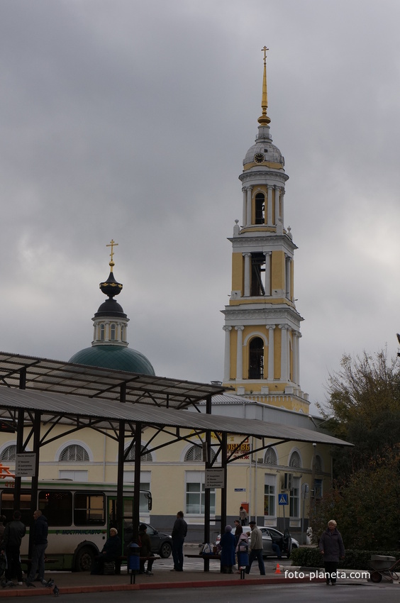 Успенская церковь, автостанция Коломны