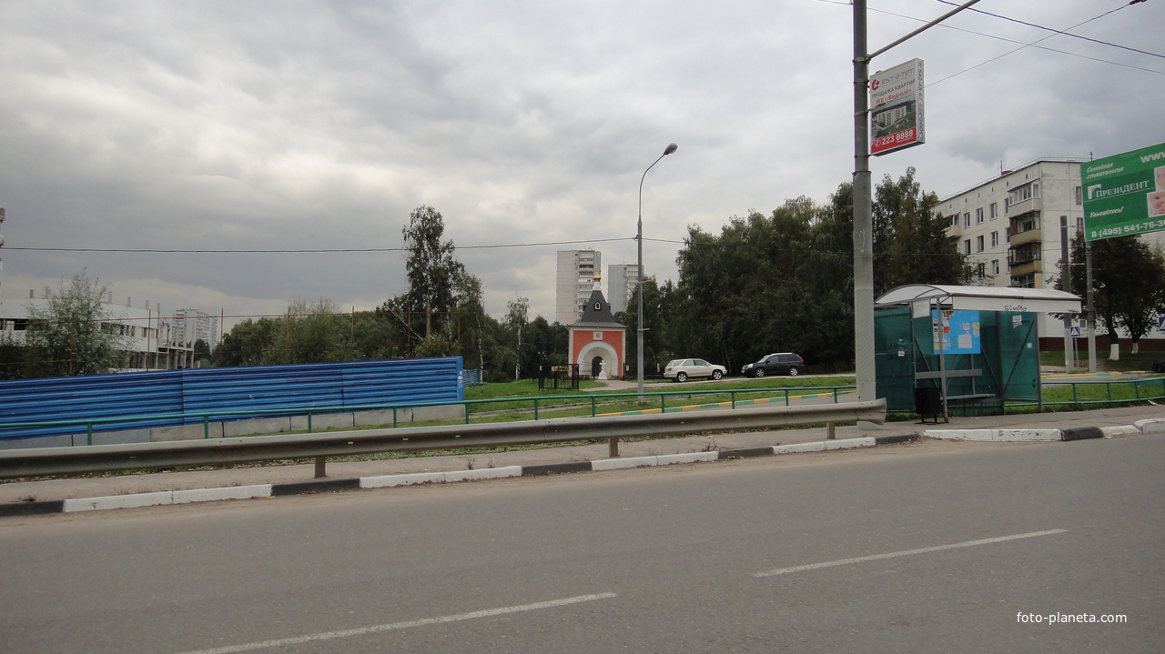 Александра Невского часовня на проспекте Ленинского Комсомола