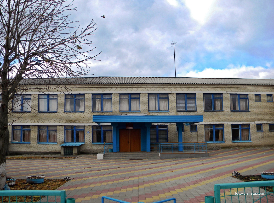 Школа села Богатое