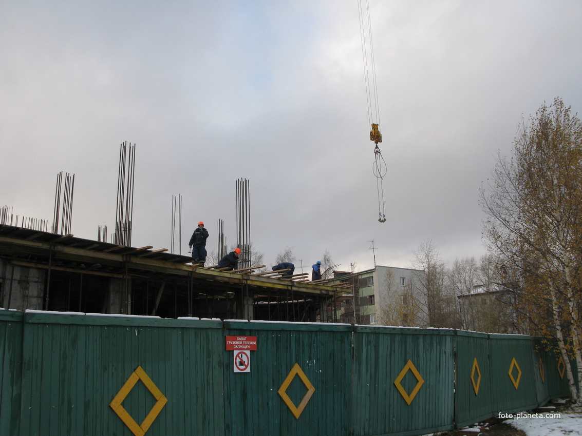 Эжва 2013 ул. Мира строится