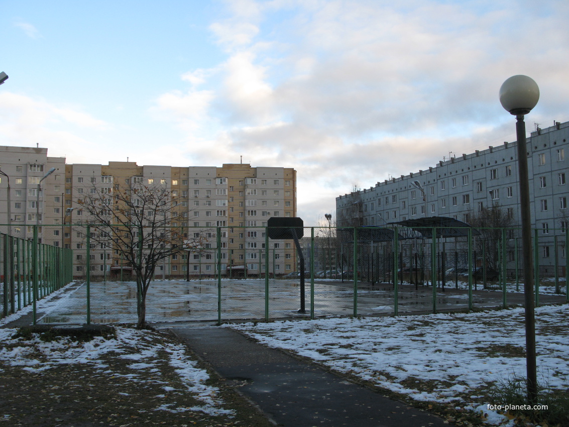 Эжва 2013 школьная спортплощадка