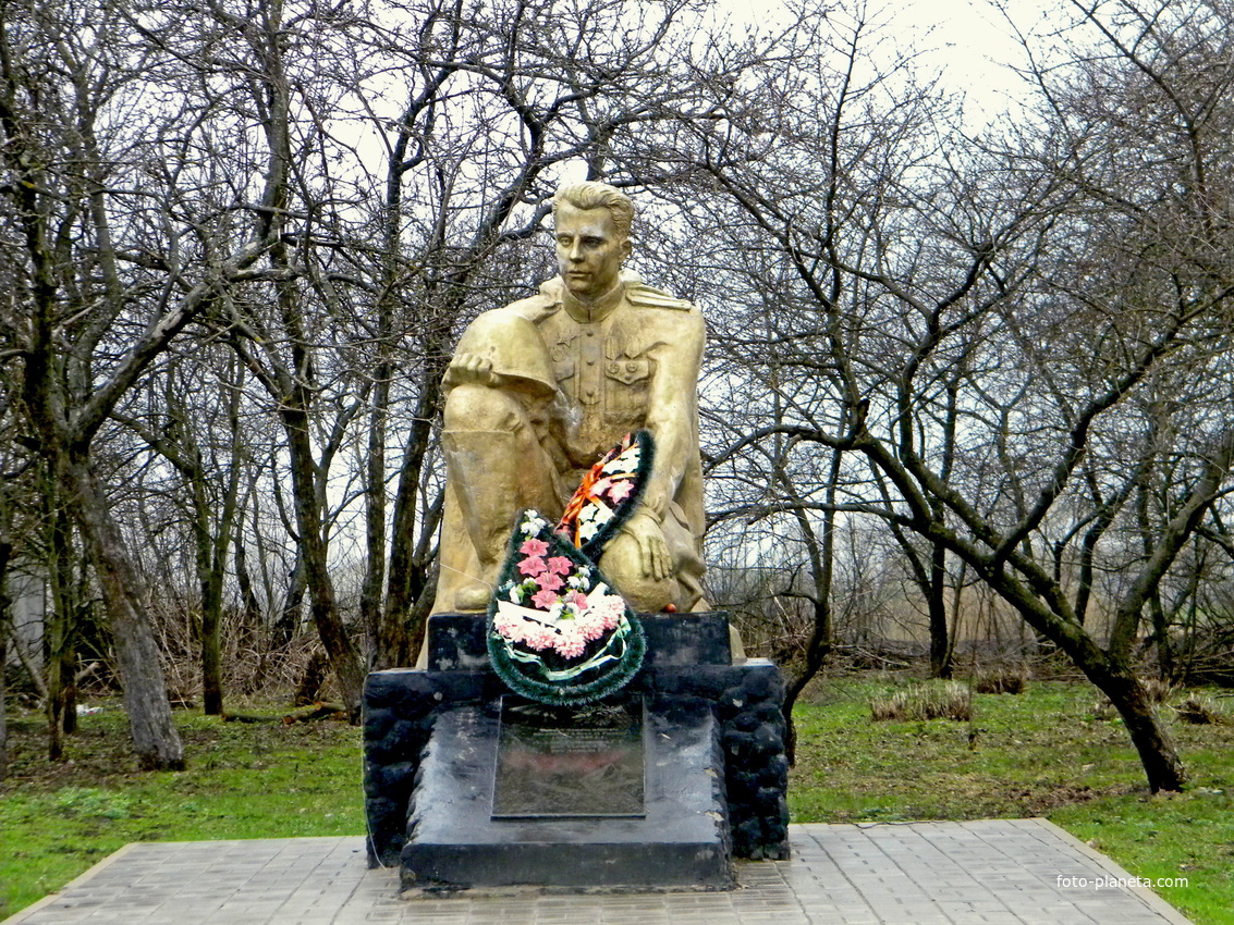 Памятник Воинской Славы в селе Теплое