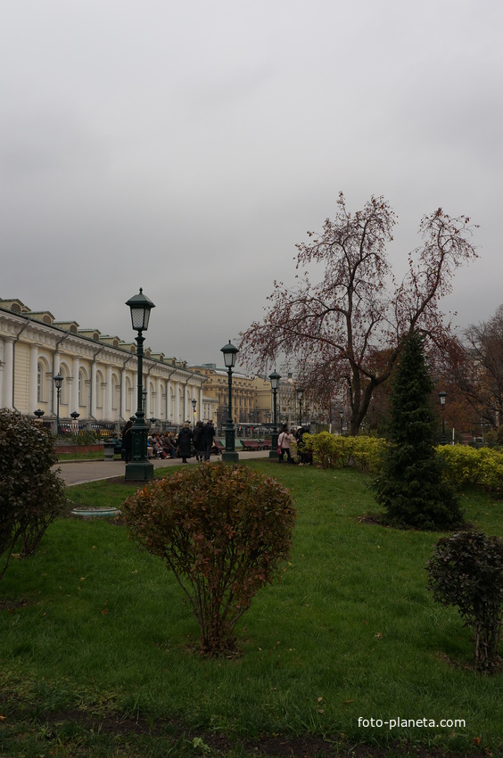 Александровский сад, Манеж