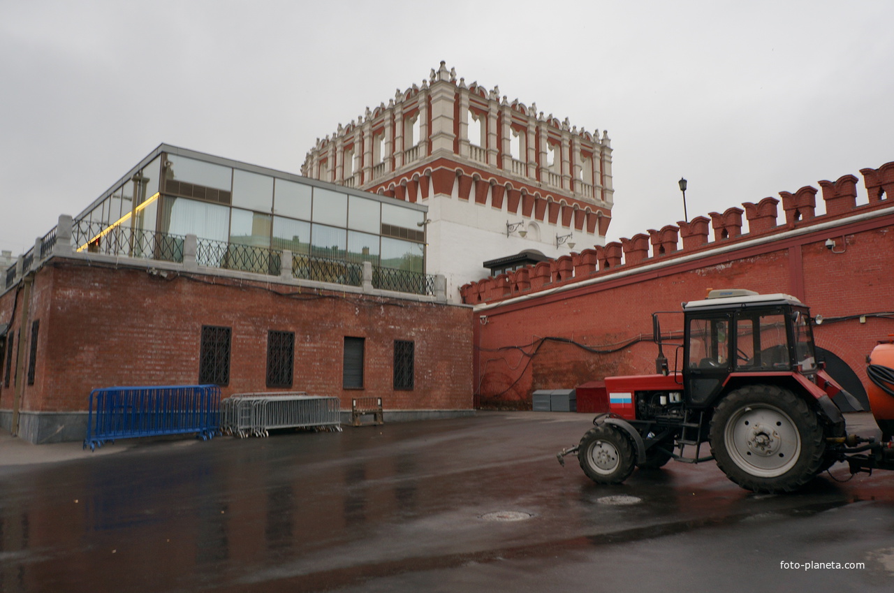 Кутафья башня