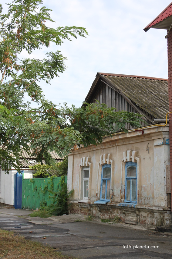 Бердянск. Ул. Красная.