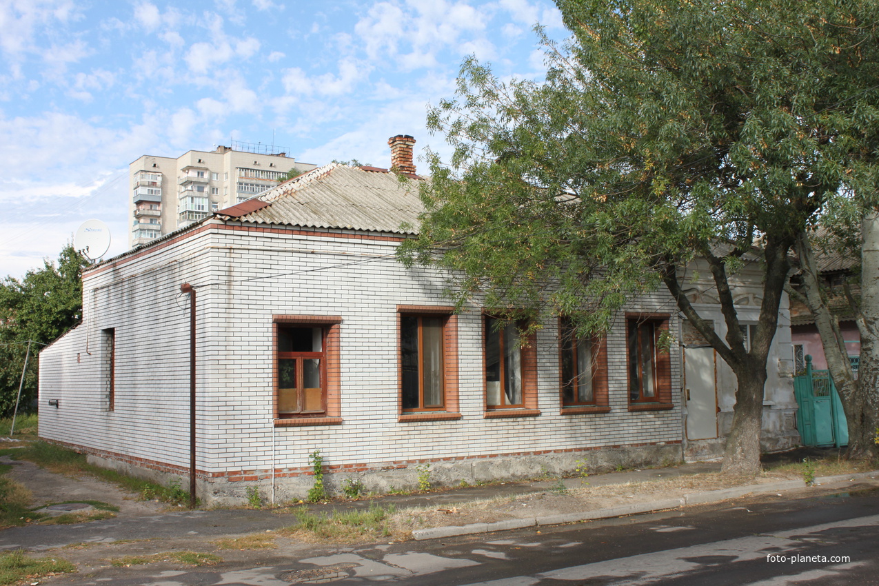 Бердянск. Ул. Красная.