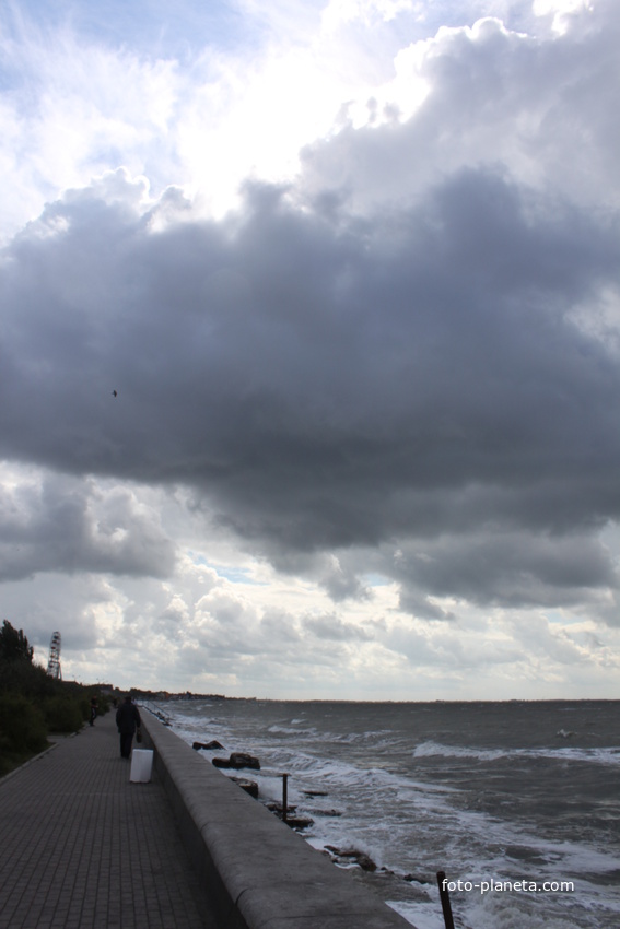 Бердянск. Центральная набережная.