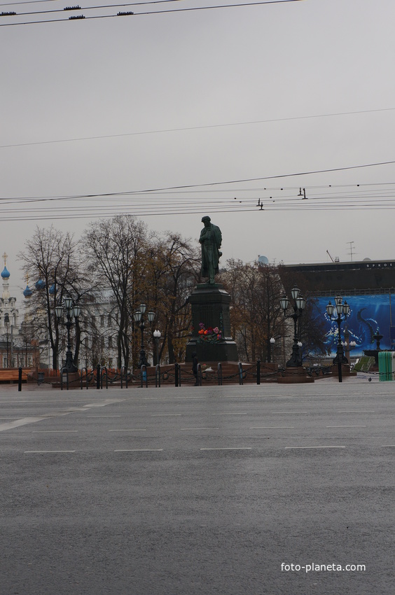 Памятник А. С. Пушкину