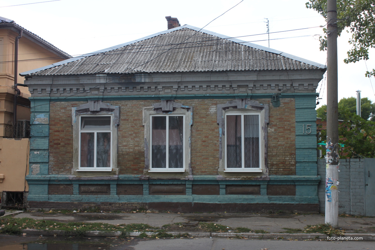 Бердянск. Ул. Свободы, 15.