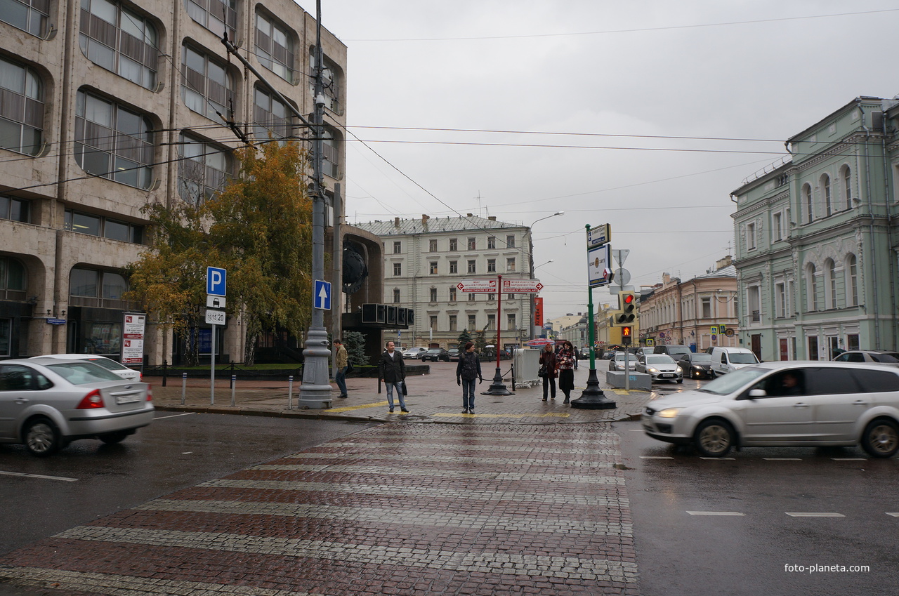 Площадь Никитские Ворота и улица Большая Никитская