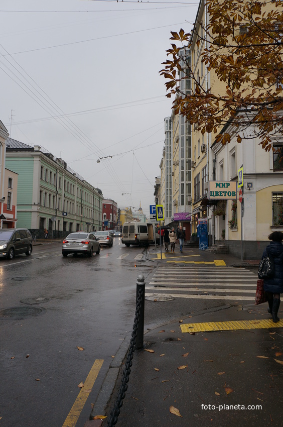 Перекрёсток Б.Никитской улицы, Вознесенский перулок