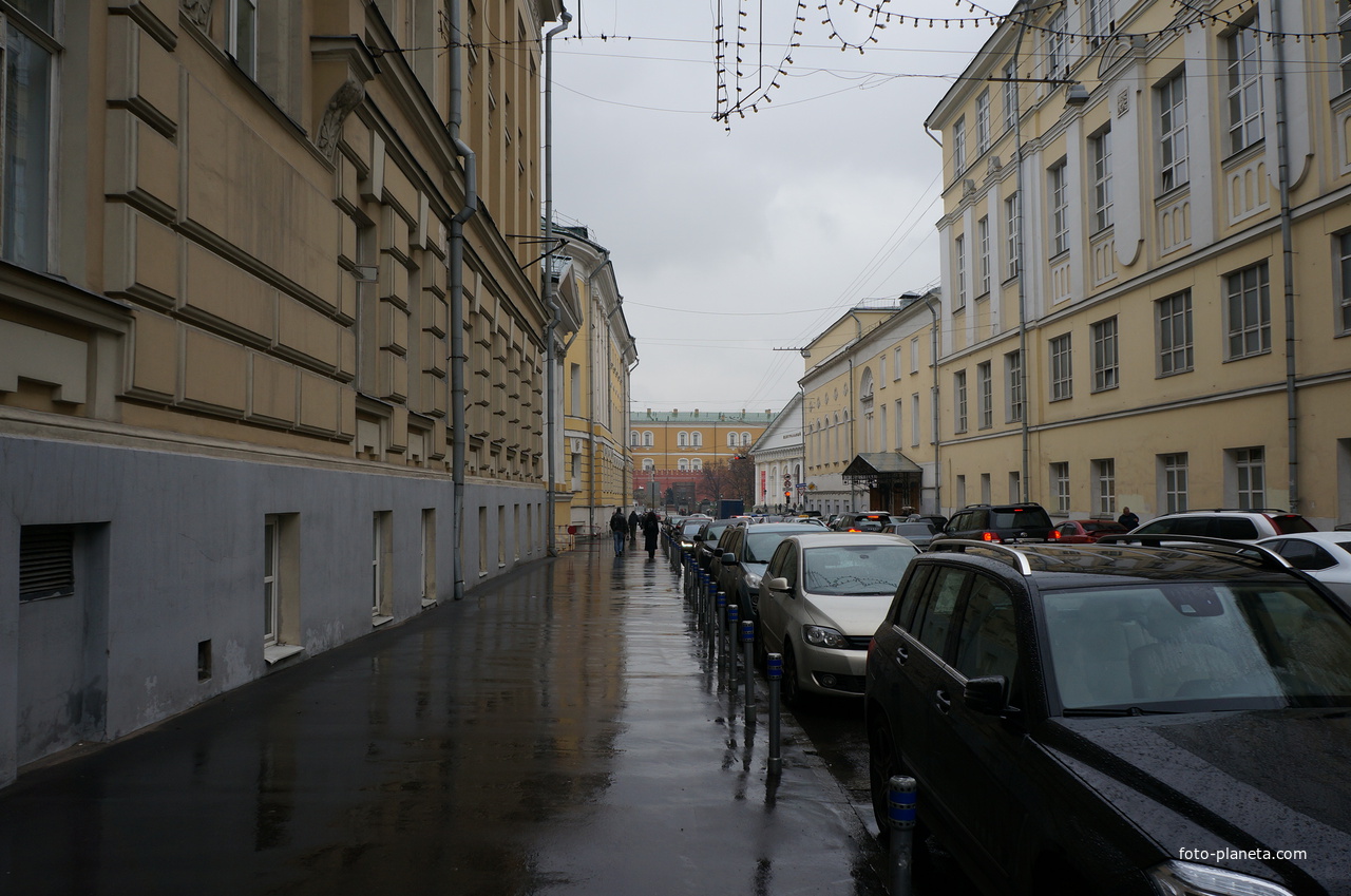 Большая Никитская вид на Кремль