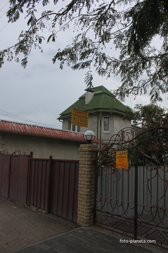 Бердянск. Ул. Свердлова, 114а.