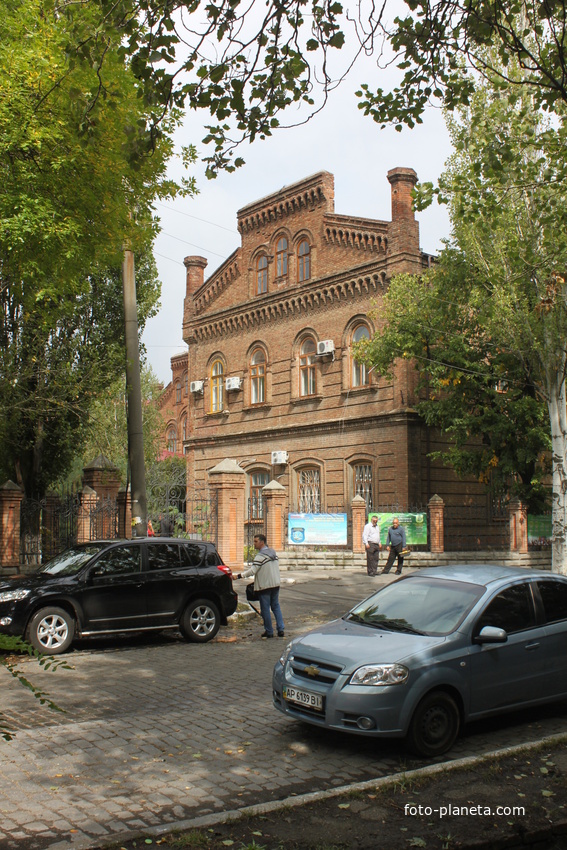 Бердянск. Корпус университета.