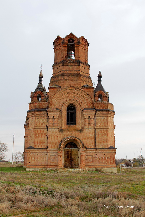 храм Николая Чудотворца - вид со стороны колокольни