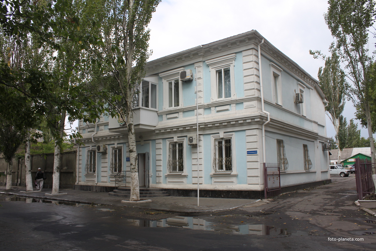 Бердянск. Ул. Ульяновых, 23.