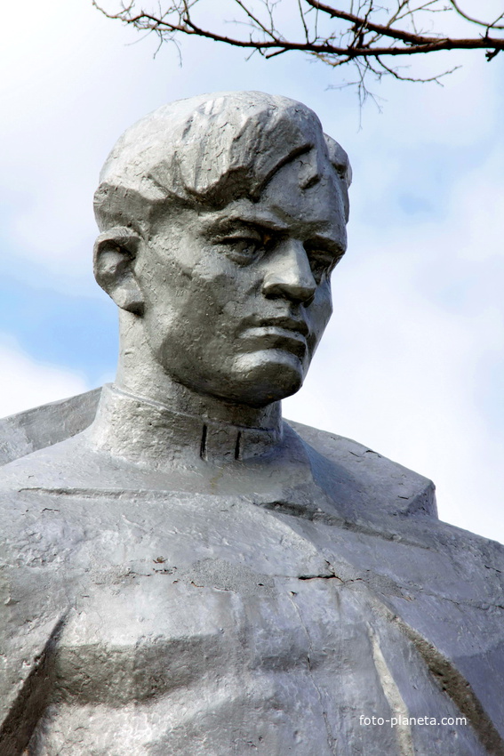 памятник павшим