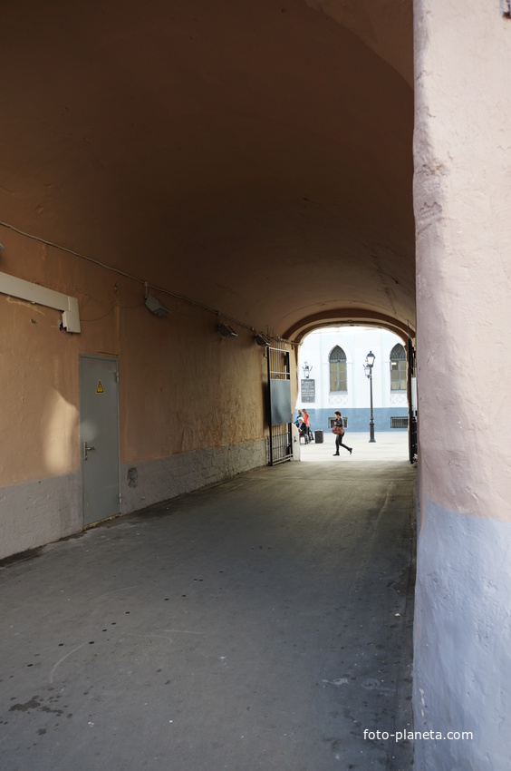 Выход на Никольскую