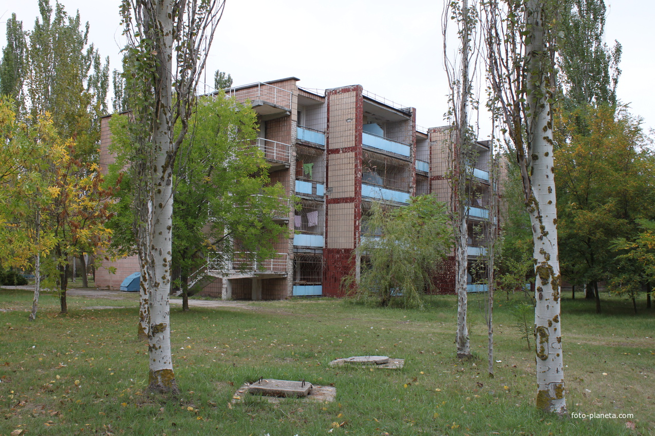 Бердянск. Территория санаторя "Лазурный".