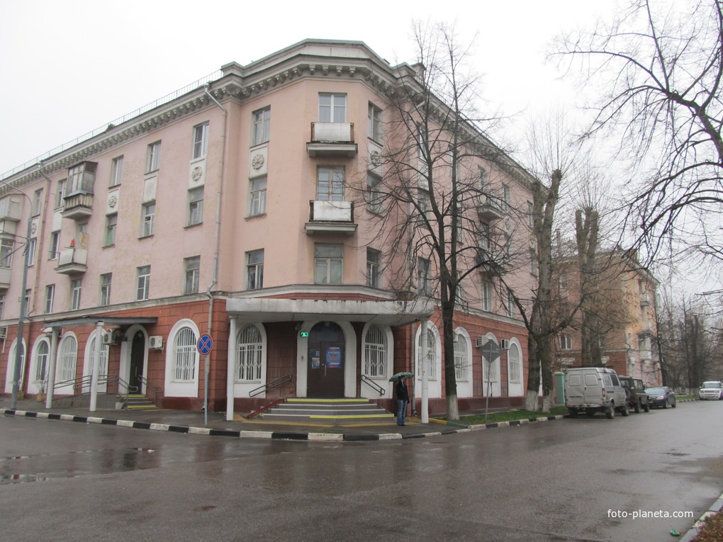 Дворец культуры капотня. Универмаг в Капотне.
