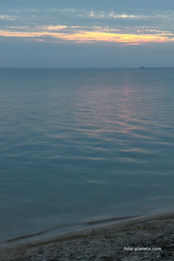 Бердянск. Закат на Азовском море.
