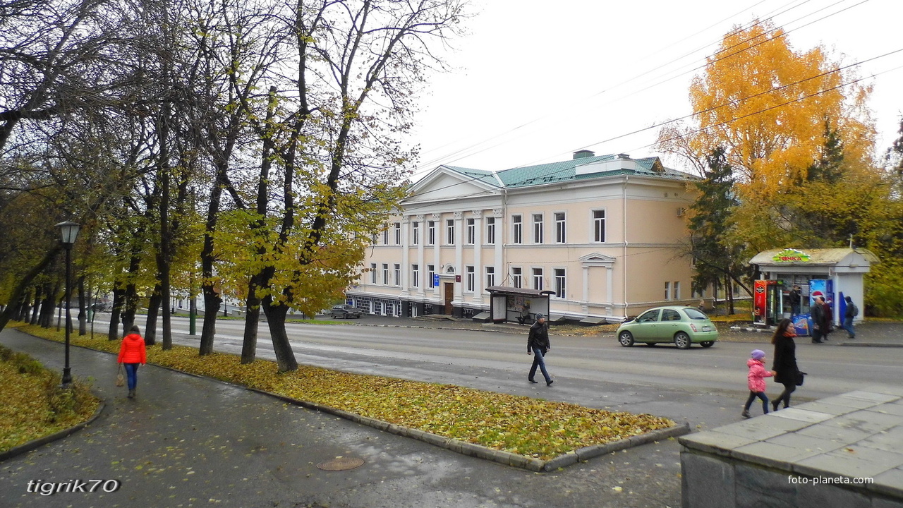 г. Пенза,«Приволжский дом знаний» ул. Лермонтова, 8.Создан 1 июля 1973 г.