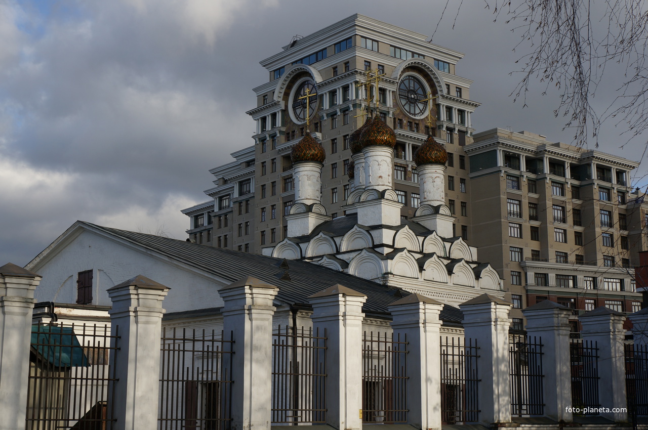 Московская церковь Николая Чудотворца (она же Богородице-Рождественская) в Голутвине