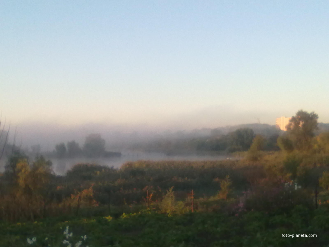 Туманное утро над рекой Иржавец