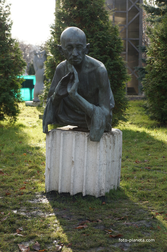 Парк на Крымской набережной