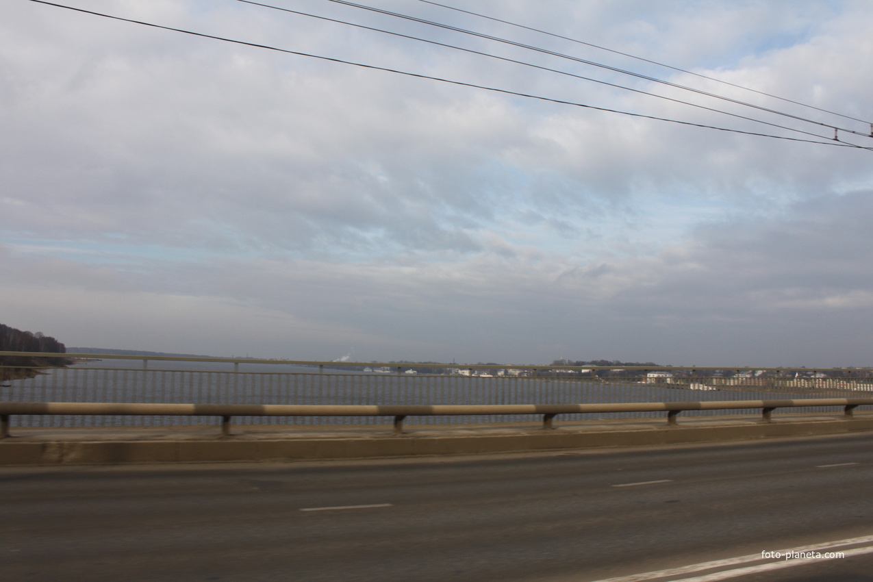 Кострома. Мост через Волгу.