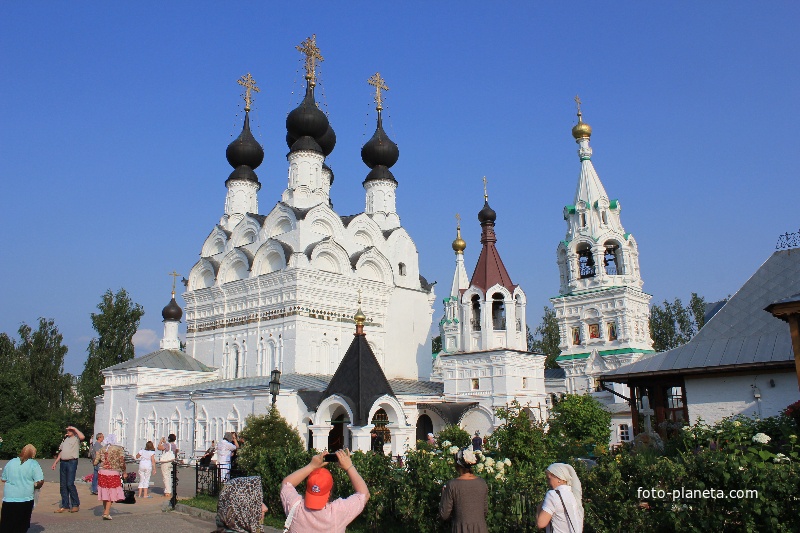 Троицкий монастырь