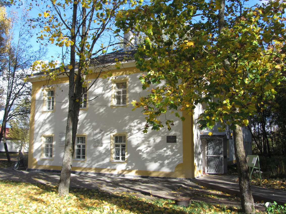 Музей в усадебном парке