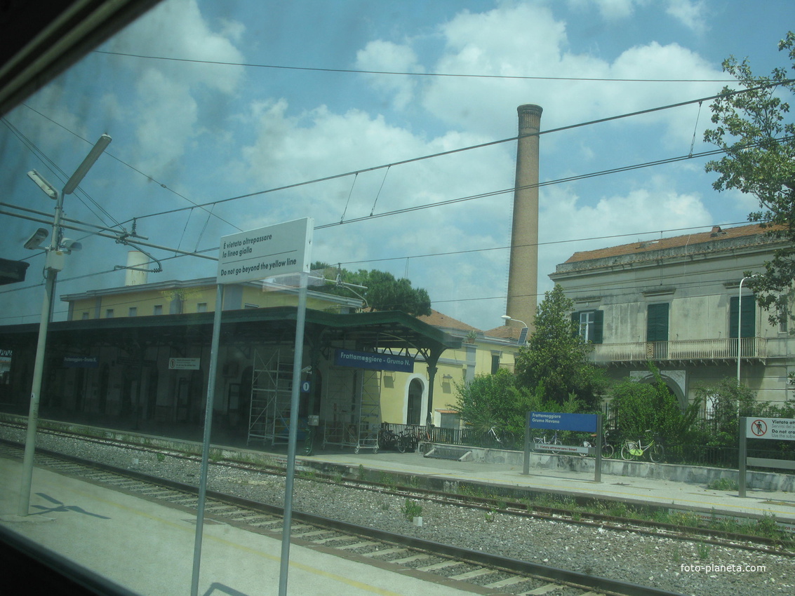 Stazione di Frattamaggiore-Grumo Nevano 2012