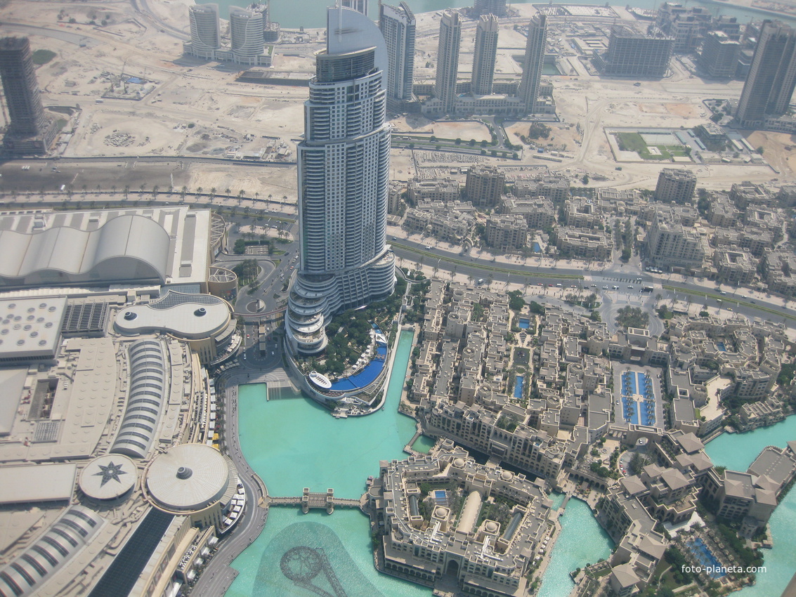 Дубай со смотровой площадки небоскреба Burj Khalifa