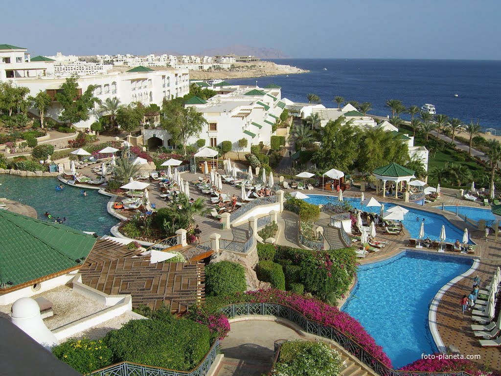 Вид на отель Hyatt Regency Sharm El Sheikh Resort