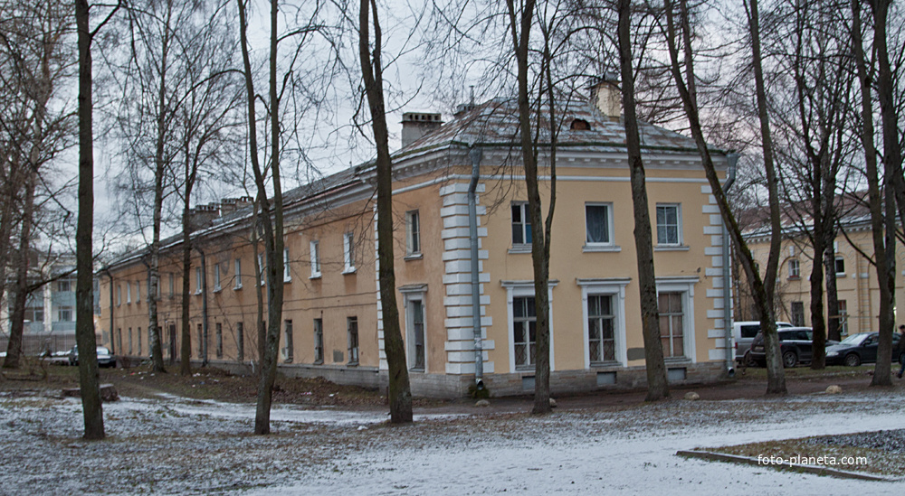 Улица Конюшенная, 2