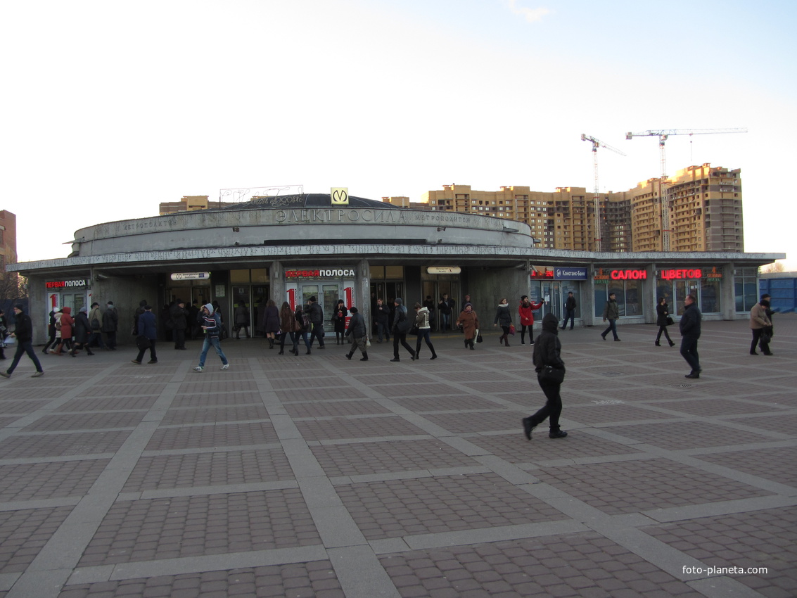 Станция метро Электросила