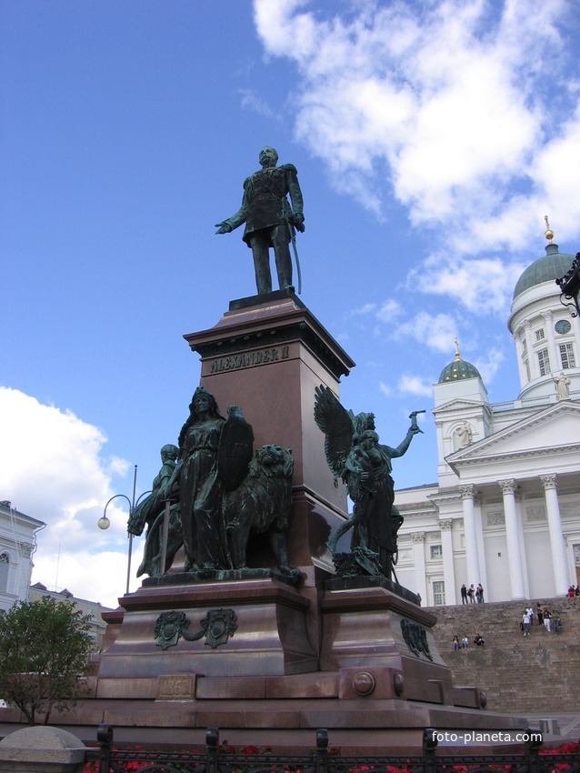 Памятник Александру II  Хельсинки