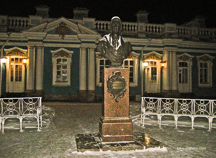 Памятник Растрелли