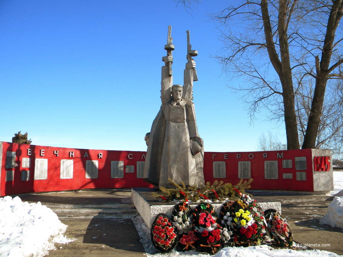 Памятник Воинской Славы в селе Владимировка