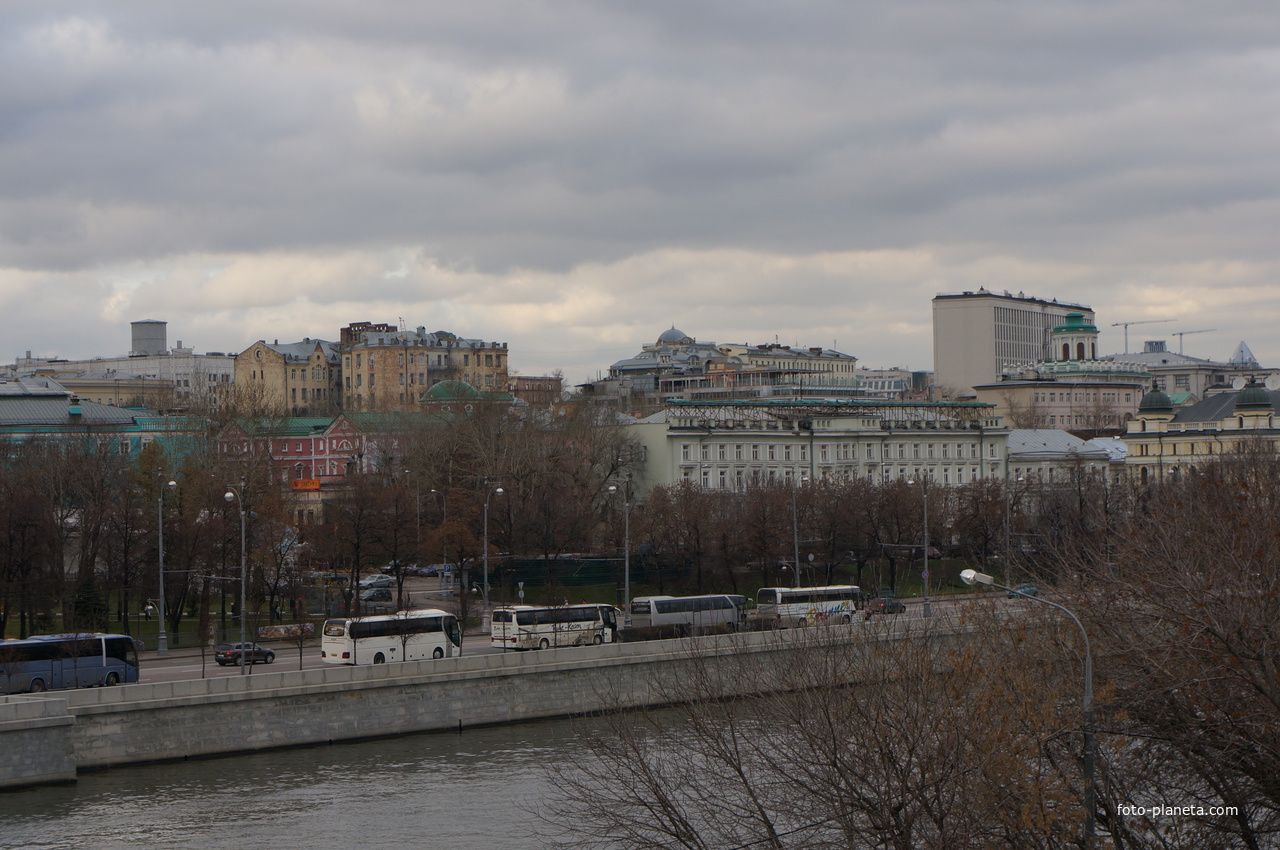 Пречистенская набережная