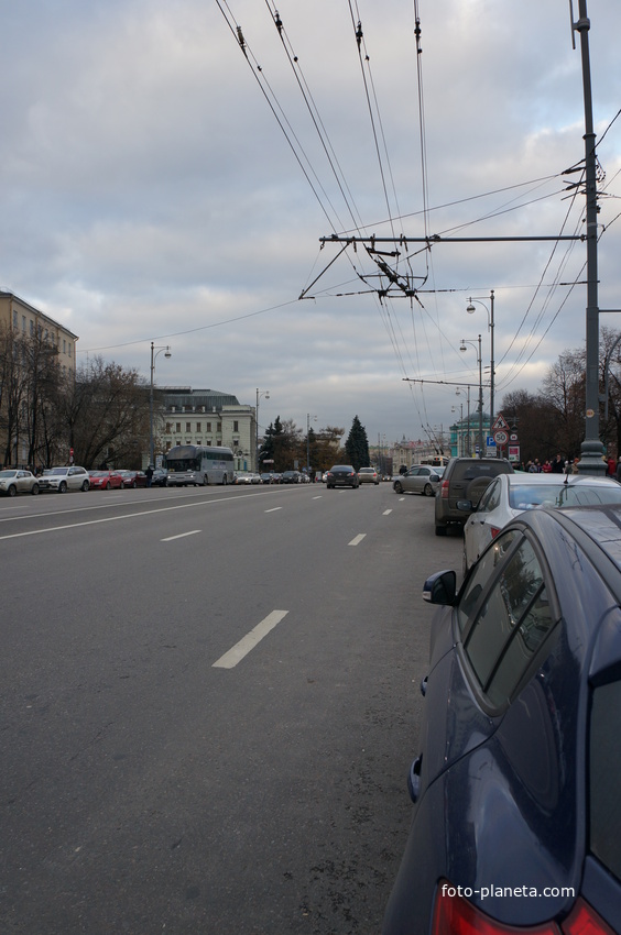 Волхонка улица