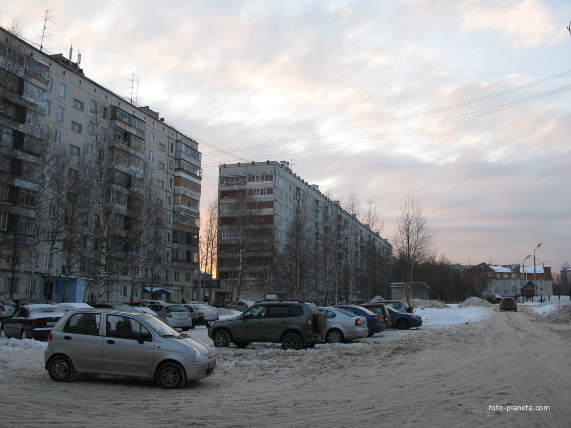 Сыктывкар декабрь 2013 вид со двора Универсама