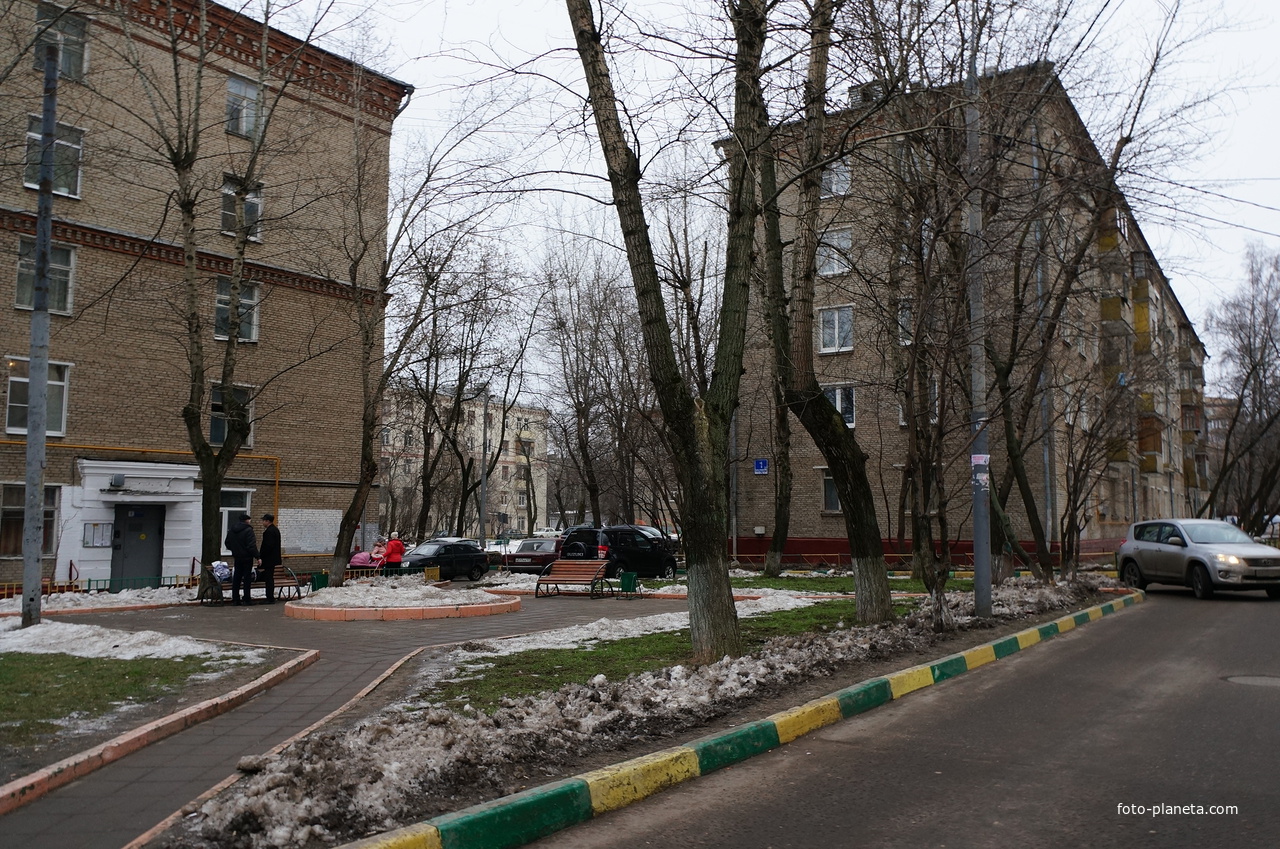 Болотниковская улица, 1 корпус 1 и 3