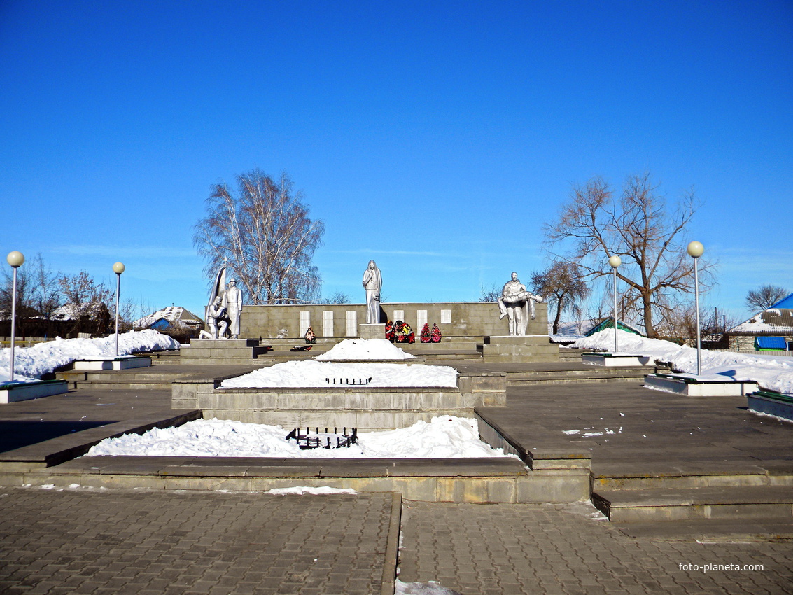 Мемориал Воинской Славы в селе Шаталовка