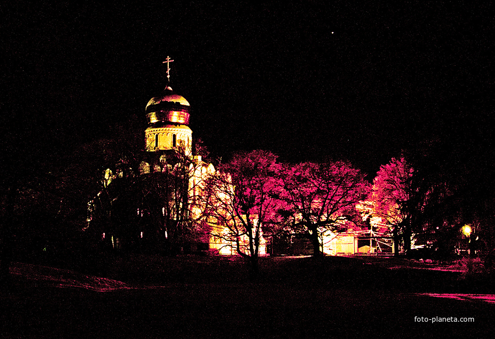 Феодоровский Государев собор при ночном освещении